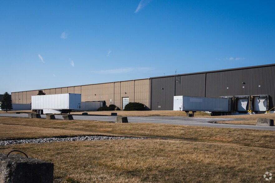 More Photos Of 7401 Fremont Pike, Perrysburg Industrial For Sale