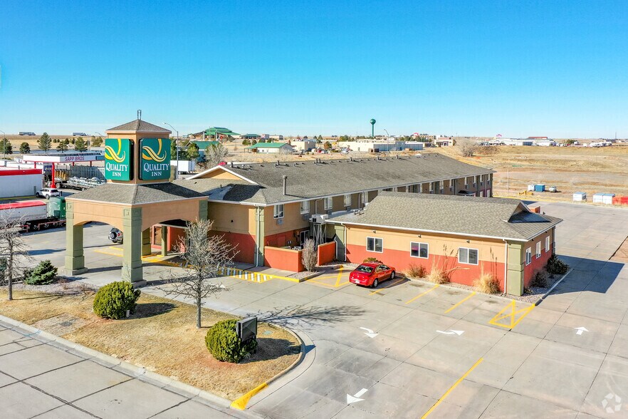 More Photos Of 730 E Jennifer Ln, Sidney Hotel For Sale