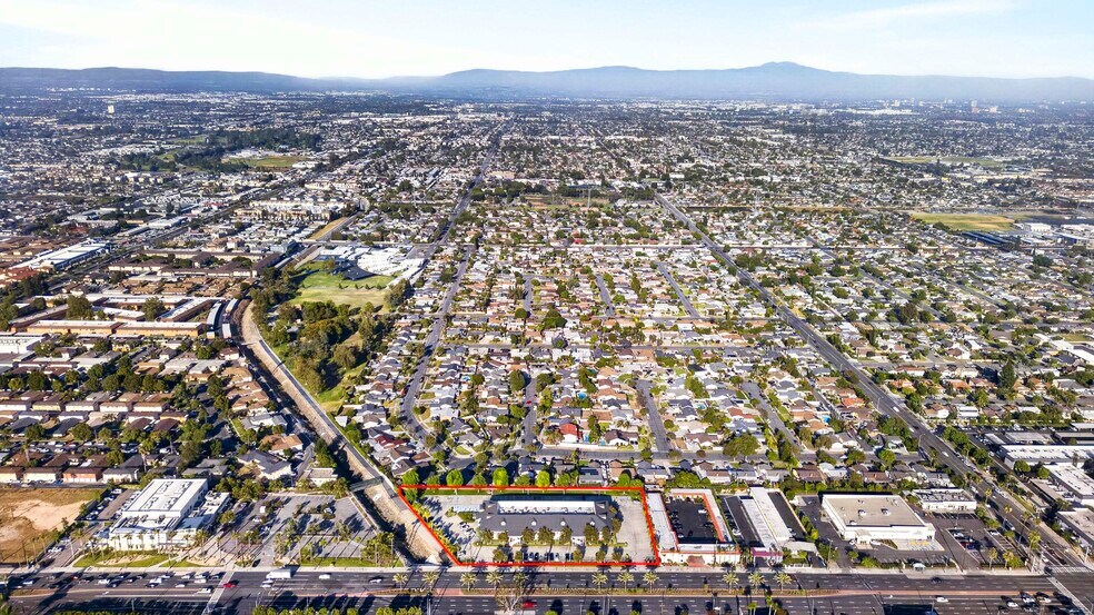 More Photos Of 408 S Beach Blvd, Anaheim Medical For Sale
