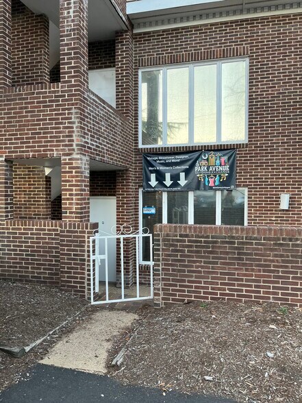 More Photos Of 113 Park Ave, Falls Church Office For Lease