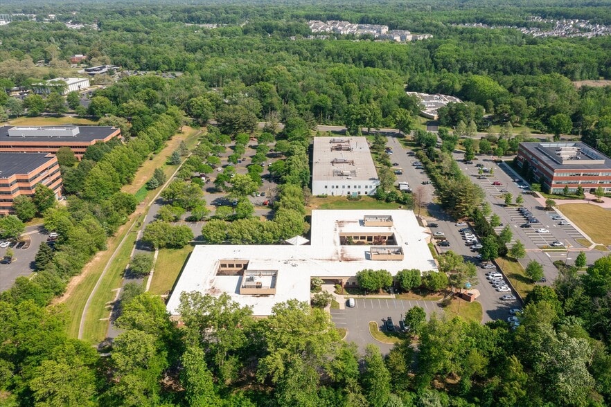 More Photos Of 15 Roszel Rd, West Windsor Office For Sale