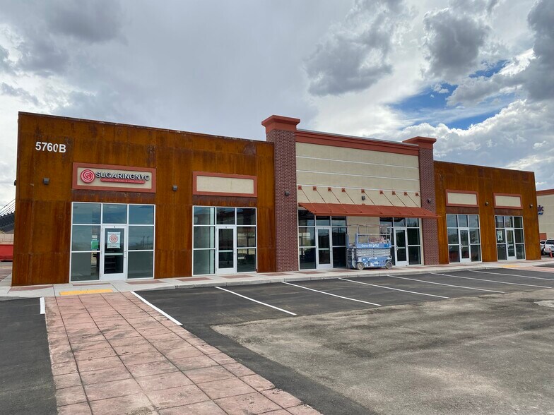 More Photos Of Unser Blvd, Albuquerque Unknown For Lease