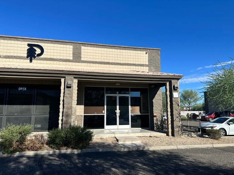 More Photos Of 21035 N Cave Creek Rd, Phoenix Storefront Retail Office For Sale