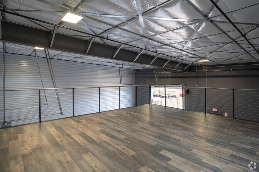 More Photos Of 1010 S Interstate Rd, Castle Rock Showroom For Sale