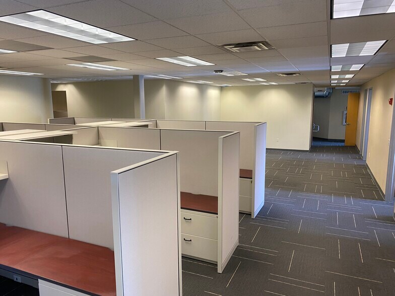 More Photos Of 1996 E 6400 S, Salt Lake City Medical For Lease