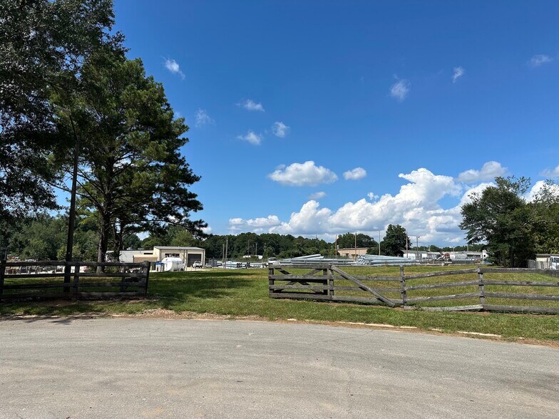 More Photos Of 0 Georgia Industrial Ave., Carrollton Land For Lease