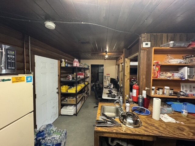 More Photos Of 106 E Highway 87, Smiley Service Station For Sale