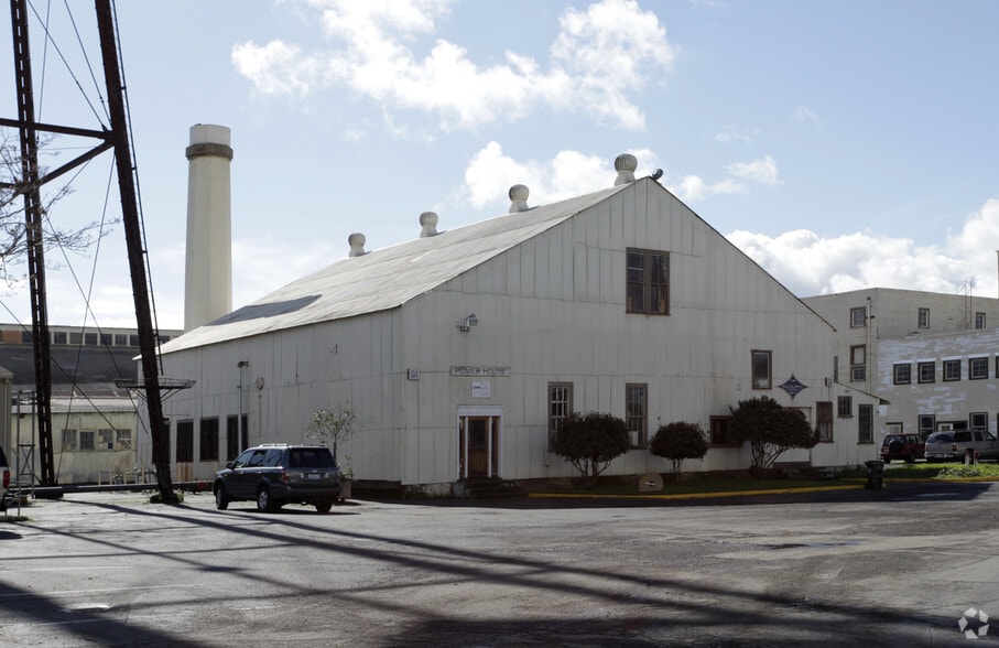 More Photos Of 68 S Coombs St, Napa Unknown For Lease