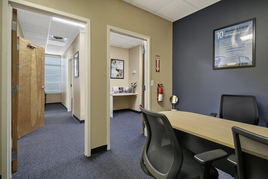 More Photos Of 303-305 Tilghman Dr, Dunn Medical For Lease