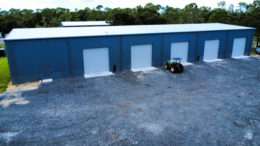 More Photos Of 16001 Cintron Pl, Fort Myers Industrial For Lease