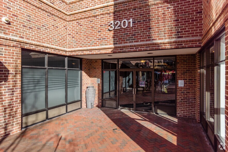 More Photos Of 3201 New Mexico Ave NW, Washington Office For Lease