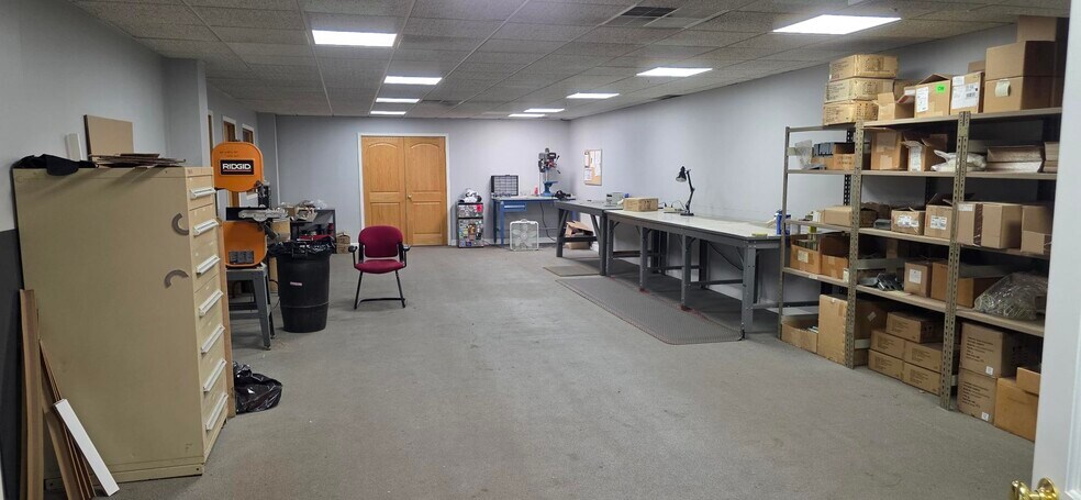 More Photos Of 6465 N Avondale Ave, Chicago Manufacturing For Sale