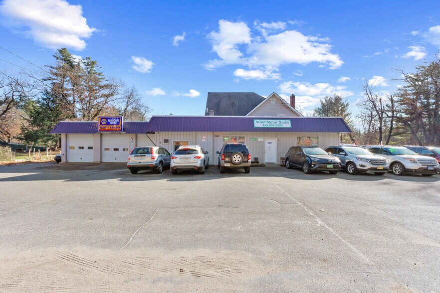 More Photos Of 990 S Main St, Athol Auto Dealership For Sale