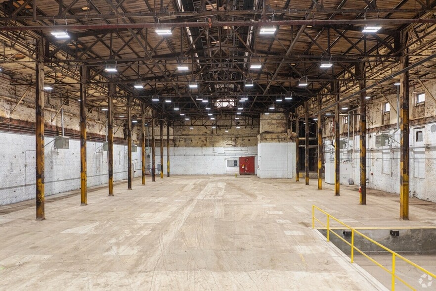 More Photos Of 300 Jefferson St, Camden Warehouse For Lease