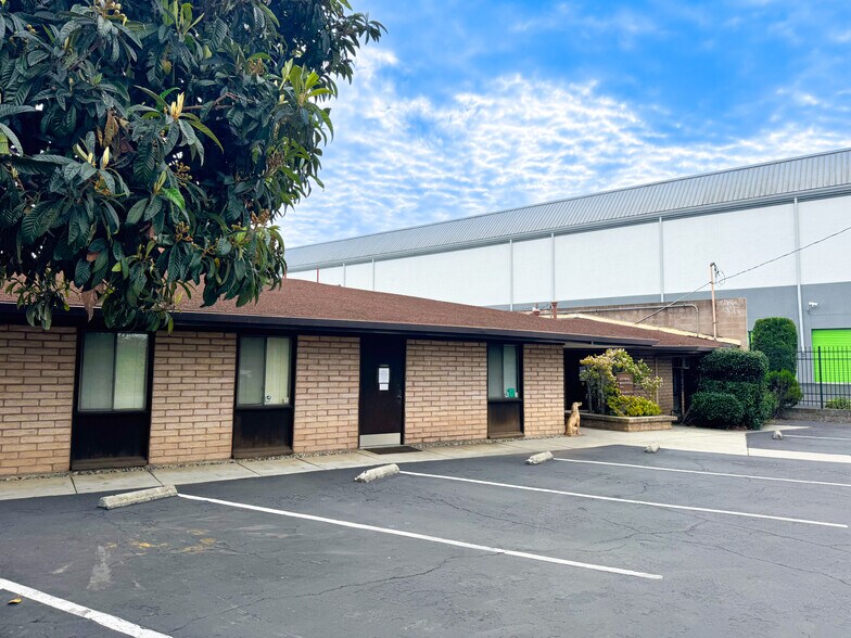 More Photos Of 130 Curtner Ave, Campbell Medical For Sale