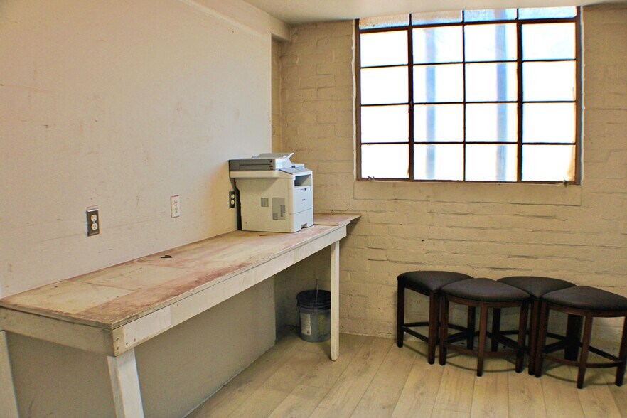 More Photos Of 1500 Wyoming Ave, El Paso Auto Repair For Lease