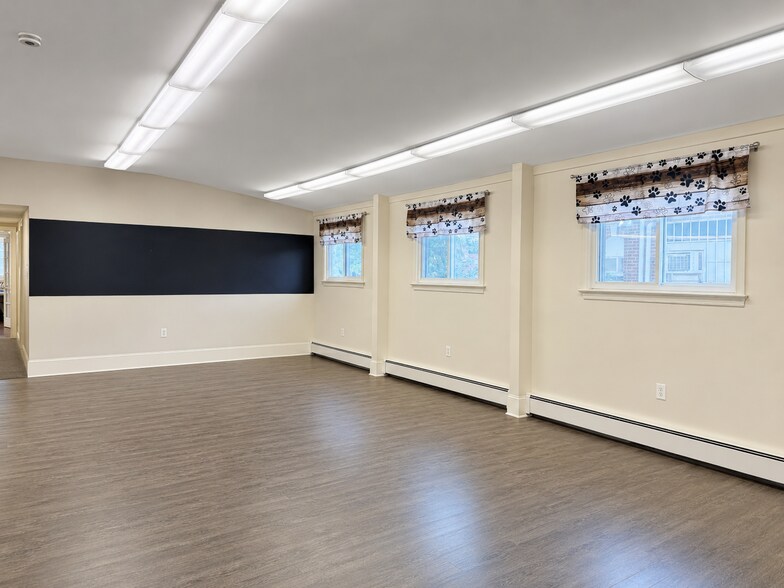 More Photos Of 62 S Main St, Yardley Office Residential For Lease