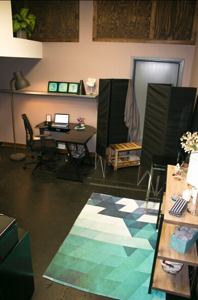 More Photos Of 3143 W 33rd St, Cleveland Loft Creative Space For Lease
