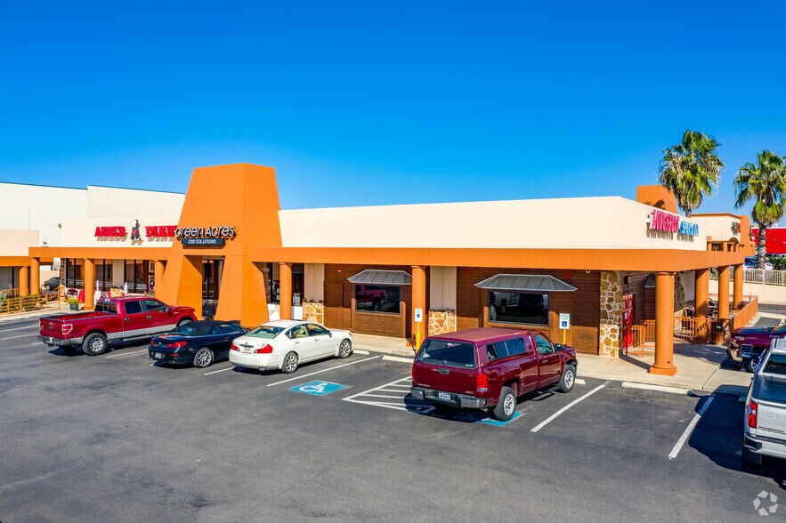 Primary Photo Of , Schertz General Retail For Sale