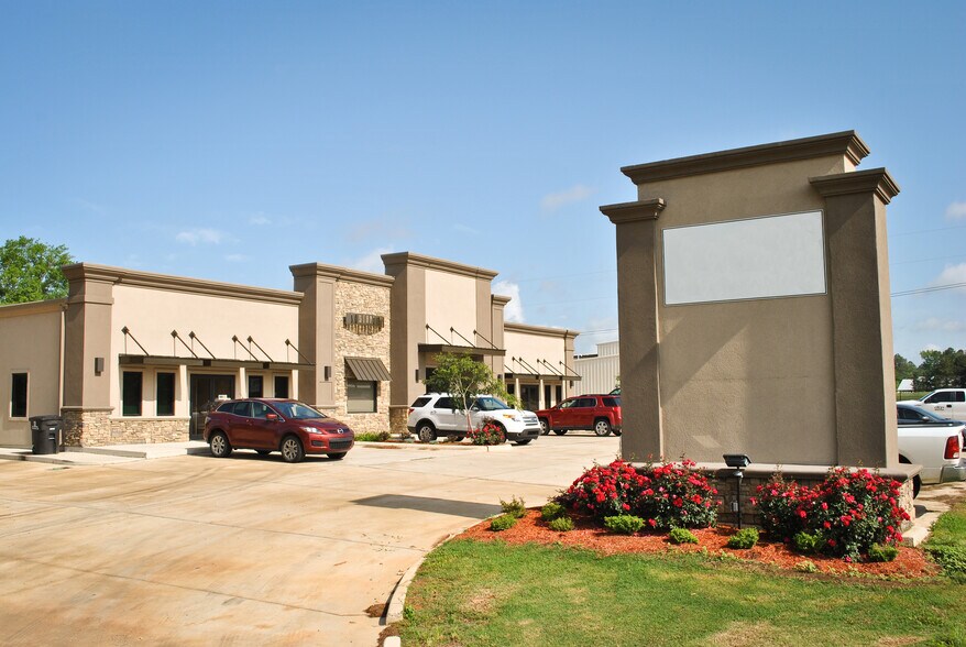 More Photos Of 1630 Highway 531, Minden Office For Lease