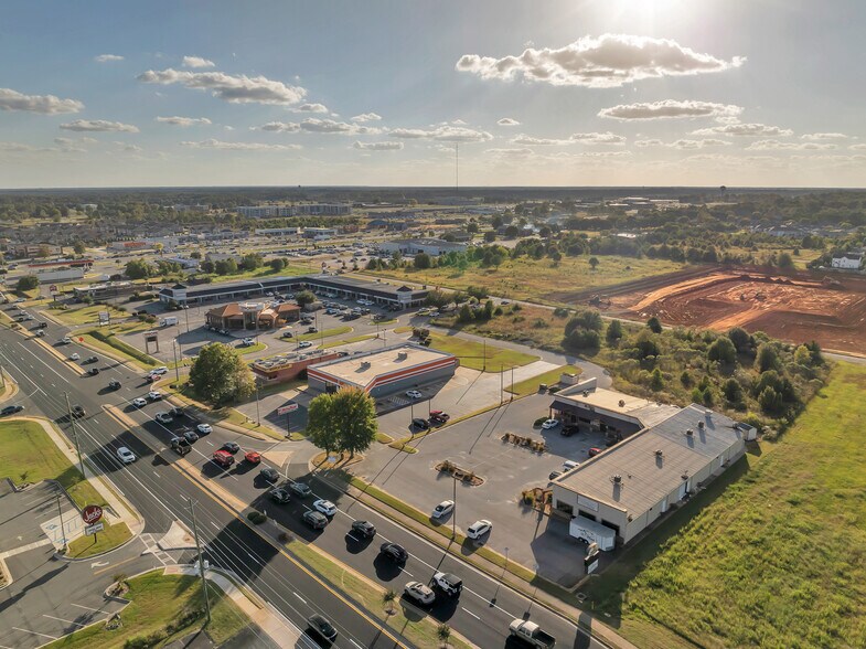 More Photos Of 1281 S Houston Lake Rd, Warner Robins General Retail For Sale