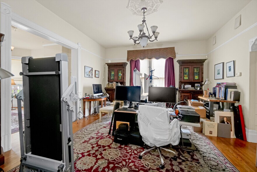 More Photos Of 742 B St, Hayward Restaurant For Sale