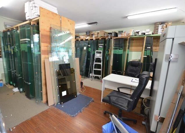 More Photos Of 2981 Simpson Rd, Richmond Showroom For Sale