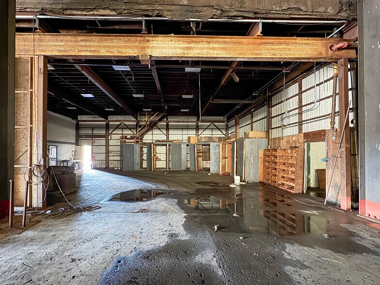 More Photos Of 200659 US-101, Beaver Industrial For Sale