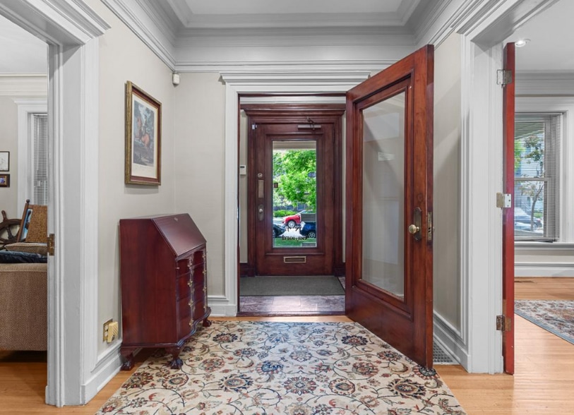 More Photos Of 1800 Gaylord St, Denver Office Residential For Lease