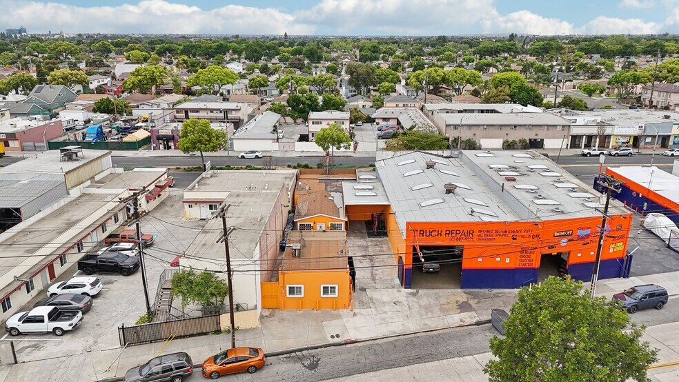 More Photos Of 10240 Atlantic Ave, South Gate Storefront For Sale