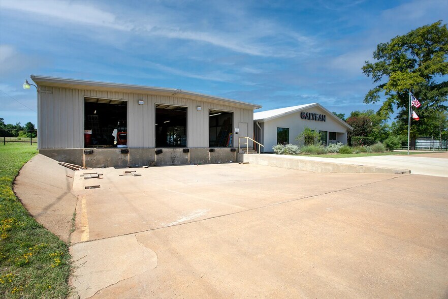 Primary Photo Of 15393 Highway 64 W, Tyler Warehouse For Lease