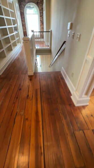 Primary Photo Of 412 Adamson Sq, Carrollton Storefront Retail Office For Lease