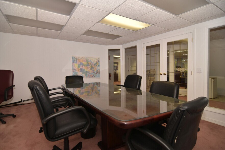 More Photos Of 546-550 Main Rd, Tiverton Medical For Lease