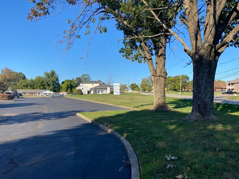 More Photos Of 4311 Old Indiana 261, Newburgh Medical For Sale