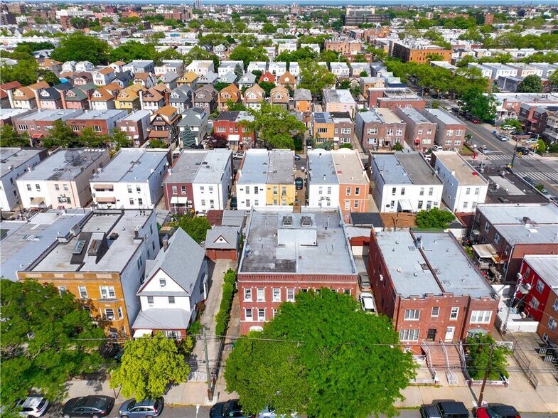 More Photos Of 1871 W 13th St, Brooklyn Apartments For Sale