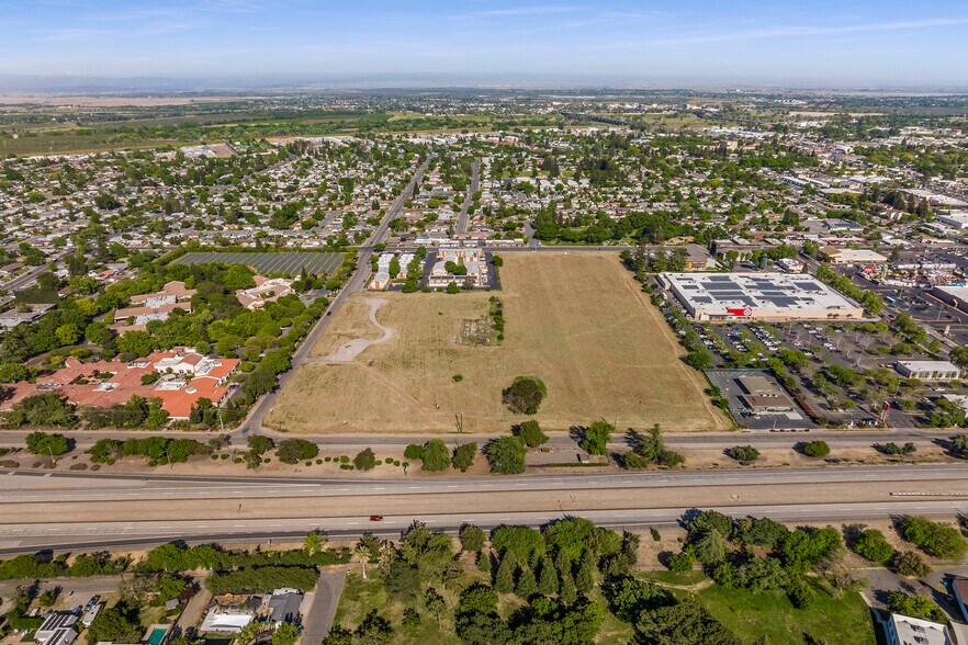 More Photos Of 1411 E Onstott Rd, Yuba City Land For Sale