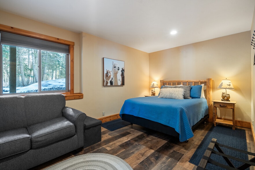 More Photos Of 1845 Hodgson Rd, Whitefish Hotel For Sale