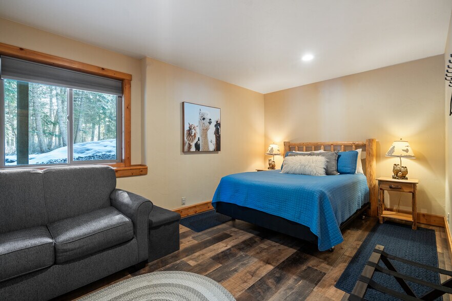 More Photos Of 1845 Hodgson Rd, Whitefish Hotel For Sale