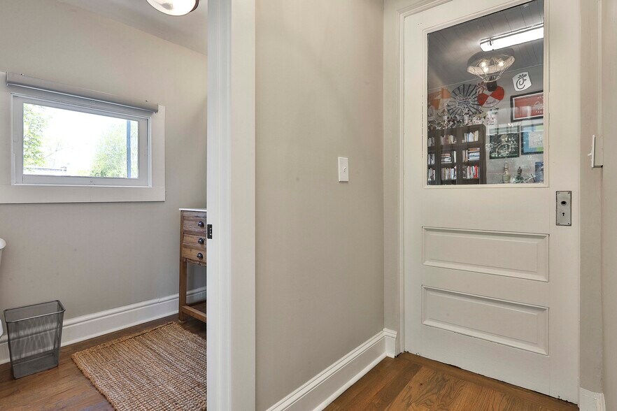 More Photos Of 53 Washington St, Fairburn Office For Sale