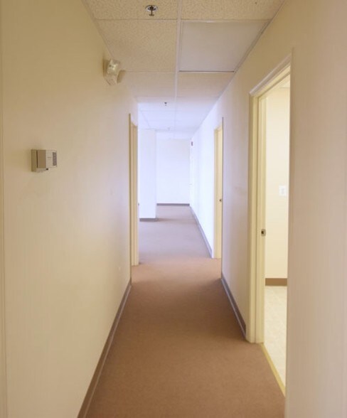 More Photos Of 601 7th St, Laurel Office For Sale