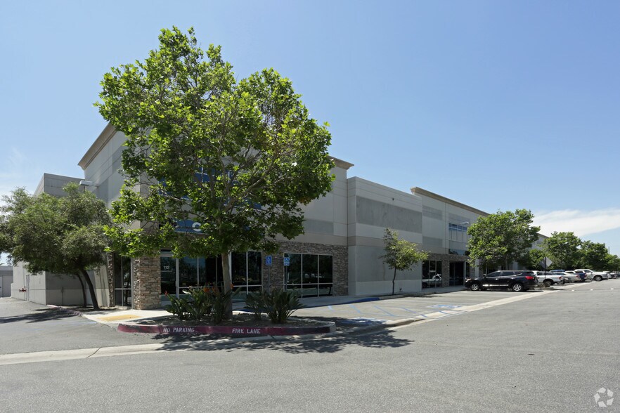 More Photos Of 8333 Rochester Ave, Rancho Cucamonga Warehouse For Lease