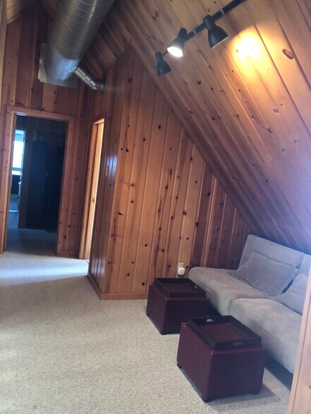 More Photos Of 4225 E Highway 290, Dripping Springs Office For Sale