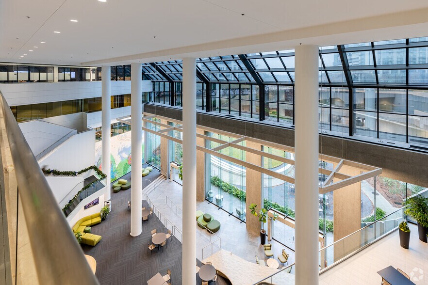 More Photos Of 3333 Peachtree Rd Ne, Atlanta Office For Lease