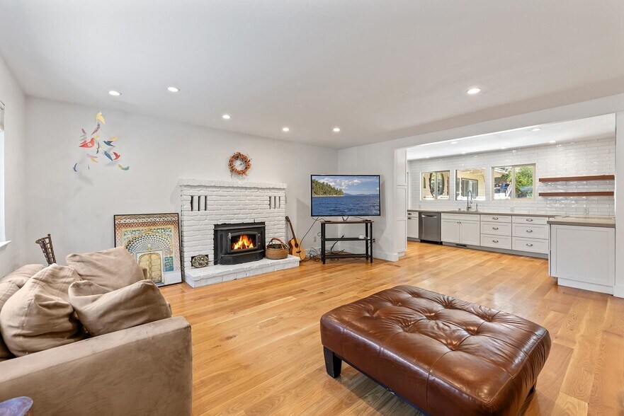 More Photos Of 8229 Speckled Ave, Kings Beach Office Residential For Sale