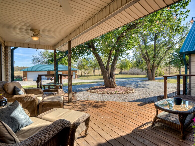 More Photos Of 6701 NW 178th St, Edmond Flex For Sale