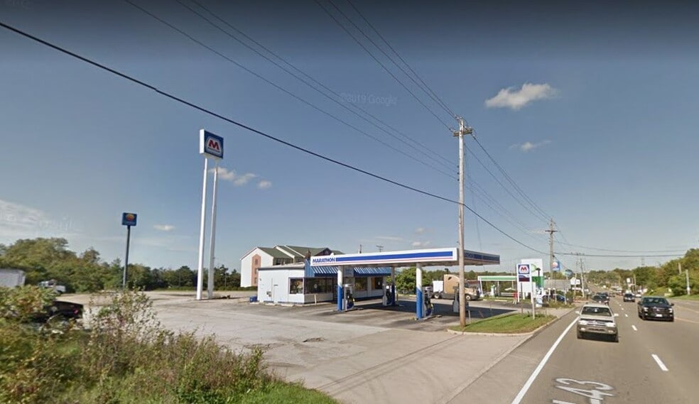 More Photos Of 4397 State Route 43, Kent Convenience Store For Lease