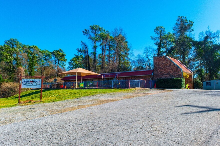 Primary Photo Of 106 Hammett Acres, Anderson Daycare Center For Sale