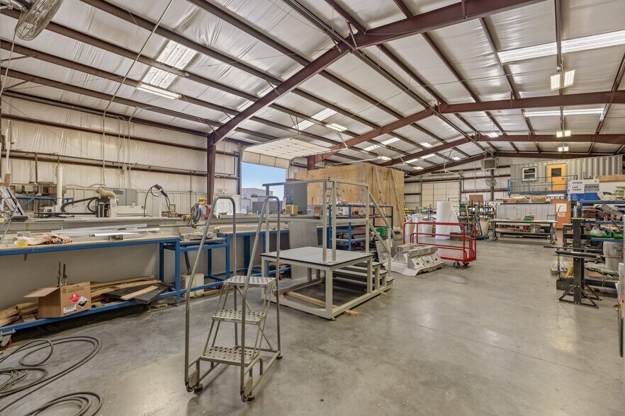 More Photos Of 2003 170th E Ave, Tulsa Industrial For Lease