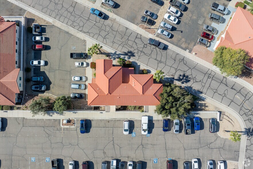 More Photos Of 3015 Highway 95, Bullhead City Medical For Lease
