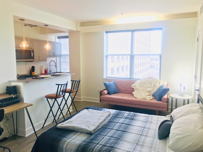 More Photos Of 827 N State St, Jackson Apartments For Sale